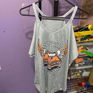 Size L - Cold Shoulder Lynyrd Skynyrd Shirt